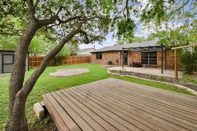 5321 Strickland Avenue, The Colony, TX 75056