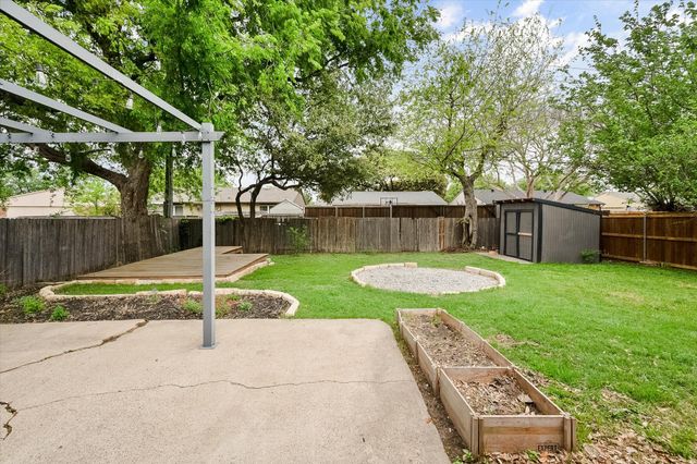 5321 Strickland Avenue, The Colony, TX 75056