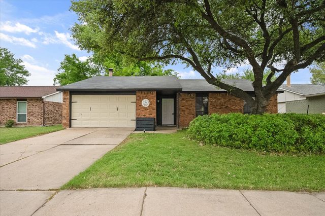5321 Strickland Avenue, The Colony, TX 75056
