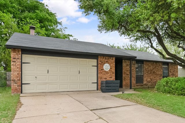 5321 Strickland Avenue, The Colony, TX 75056