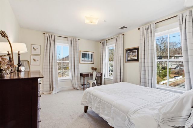 25 Chestnut Street, Cold Spring, NY 10516