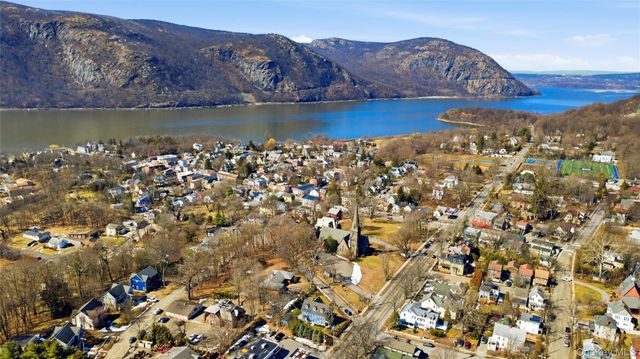 25 Chestnut Street, Cold Spring, NY 10516