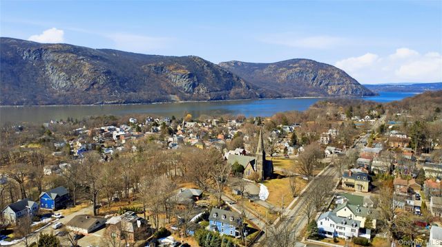 25 Chestnut Street, Cold Spring, NY 10516