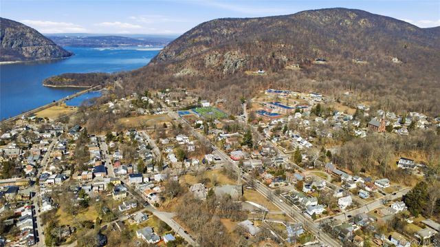 25 Chestnut Street, Cold Spring, NY 10516