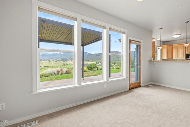 825 Amerman Drive, Phoenix, OR 97535
