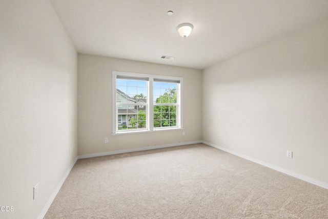 825 Amerman Drive, Phoenix, OR 97535