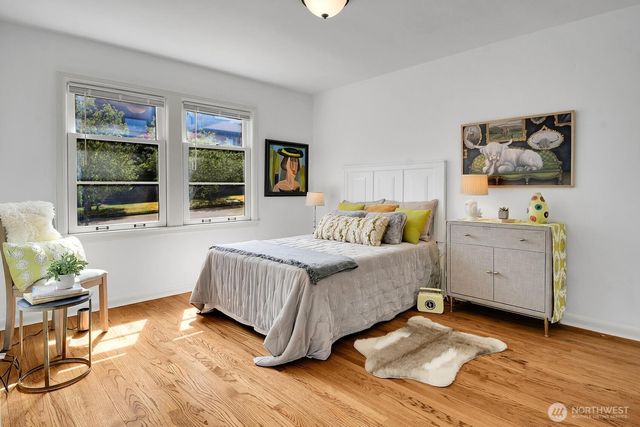 6921 39th Avenue SW, Seattle, WA 98136