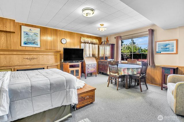 6921 39th Avenue SW, Seattle, WA 98136