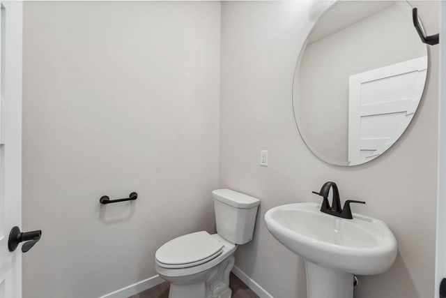 216 S Dewey Avenue, Reedsburg, WI 53959