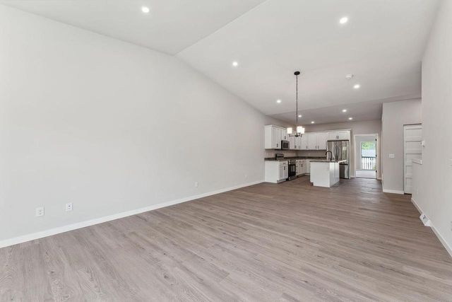 216 S Dewey Avenue, Reedsburg, WI 53959