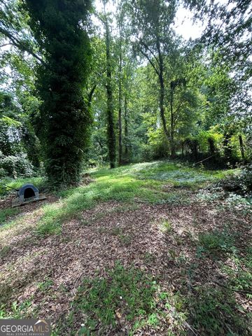 2 S Eugenia Place NW, Atlanta, GA 30318