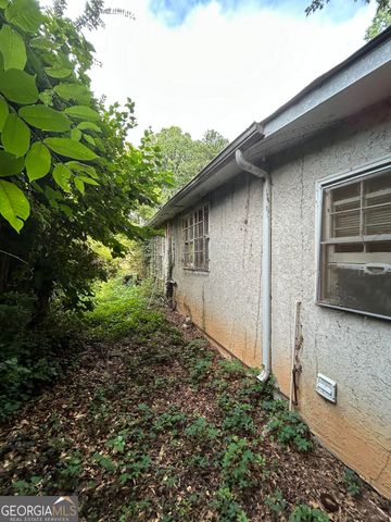 2 S Eugenia Place NW, Atlanta, GA 30318