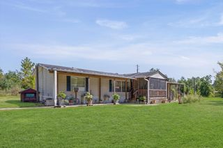 806 County Road 2112, Liberty, TX 77575