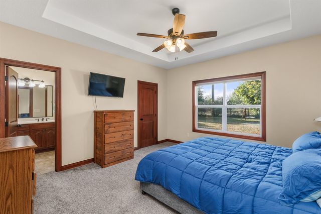 1454 Nine Iron Drive, West Des Moines, IA 50266