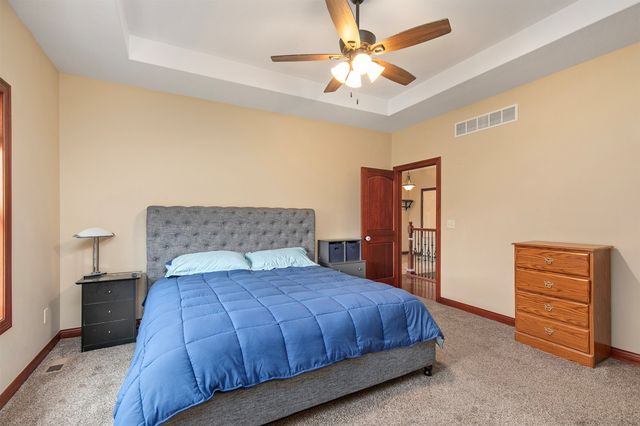 1454 Nine Iron Drive, West Des Moines, IA 50266