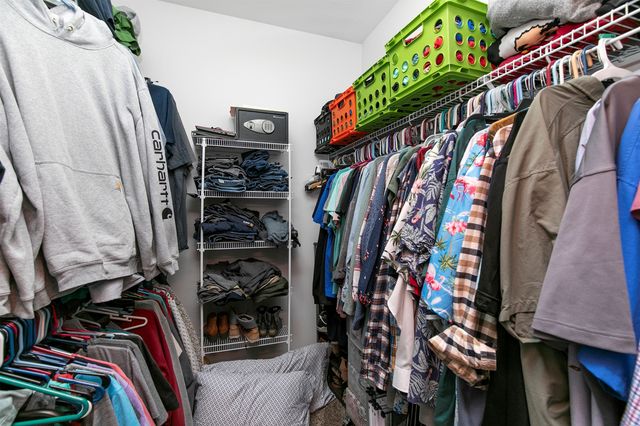 1454 Nine Iron Drive, West Des Moines, IA 50266