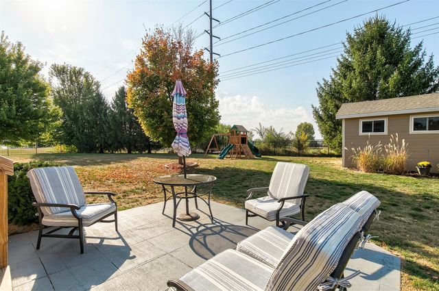 1454 Nine Iron Drive, West Des Moines, IA 50266