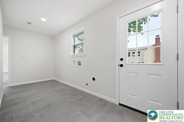 301 South Watson Street, Palmer Twp, PA 18045