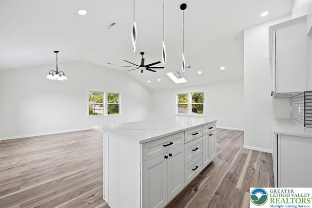 301 South Watson Street, Palmer Twp, PA 18045