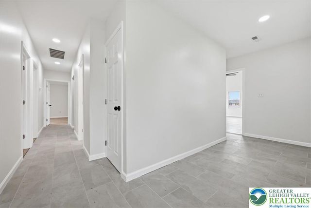 301 South Watson Street, Palmer Twp, PA 18045