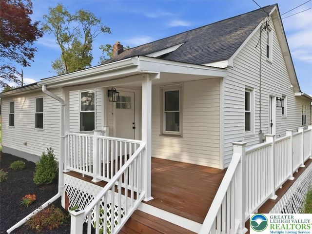 301 South Watson Street, Palmer Twp, PA 18045