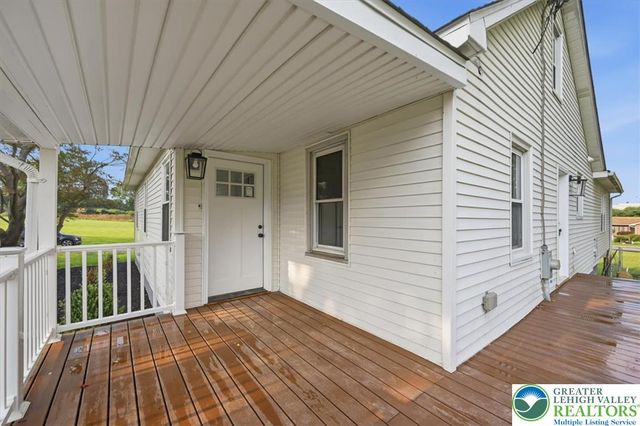 301 South Watson Street, Palmer Twp, PA 18045