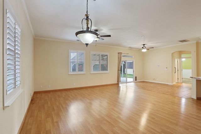 2804 Sagemill Dr, Modesto, CA 95355