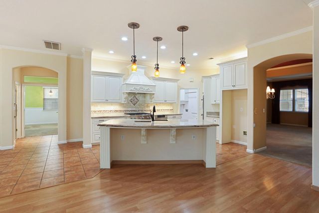 2804 Sagemill Dr, Modesto, CA 95355