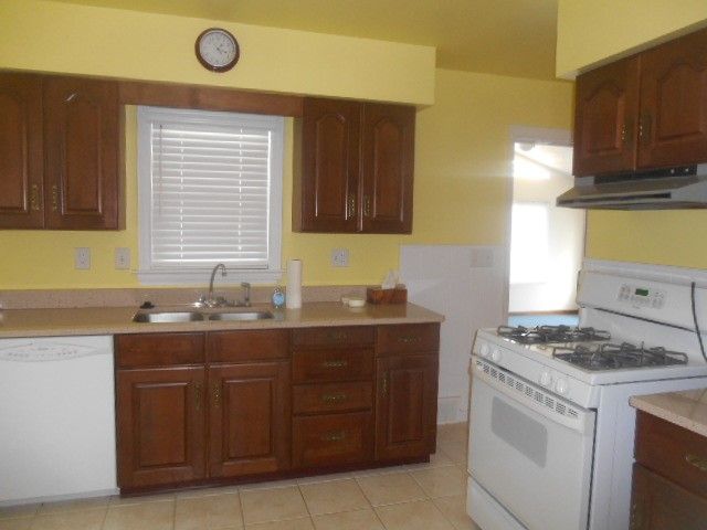 2324 W 32ND Street, Erie, PA 16506