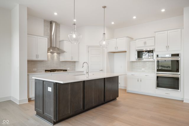 14307 Hidden Lakes Drive, Noblesville, IN 46060
