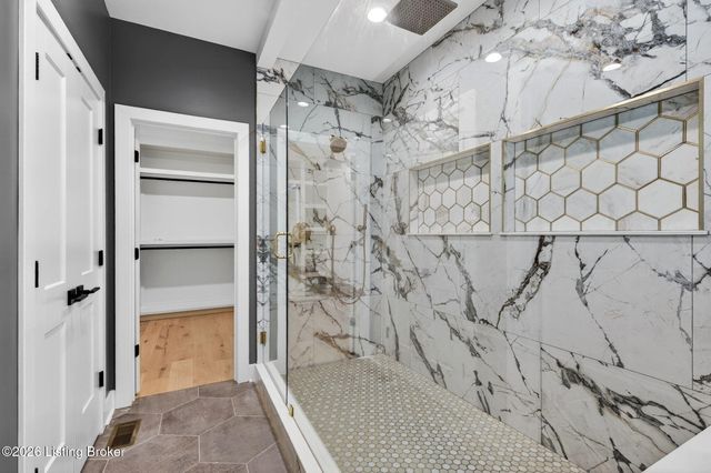 1507 Lincoln Hill Way, Louisville, KY 40245