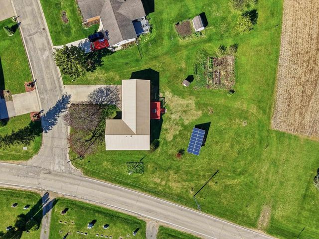 201 Dougherty Court, Ridgeway, WI 53582