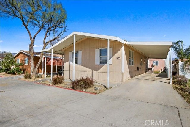 913 S Grand Avenue 109, San Jacinto, CA 92582