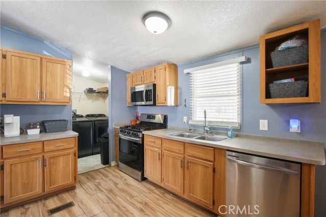 913 S Grand Avenue 109, San Jacinto, CA 92582