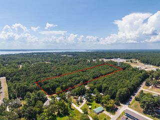 272 Artesian, Onalaska, TX 77360