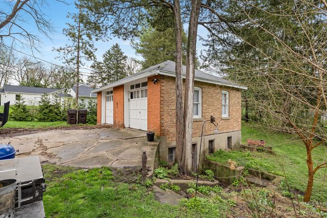 519 Algonquin Road, Fox River Grove, IL 60021