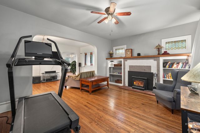 519 Algonquin Road, Fox River Grove, IL 60021