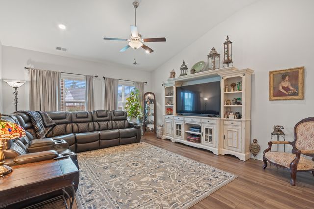 209 Fiddleback Drive, Summerville, SC 29486