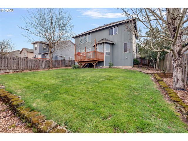 10907 Se HENDERSON Dr, Portland, OR 97266