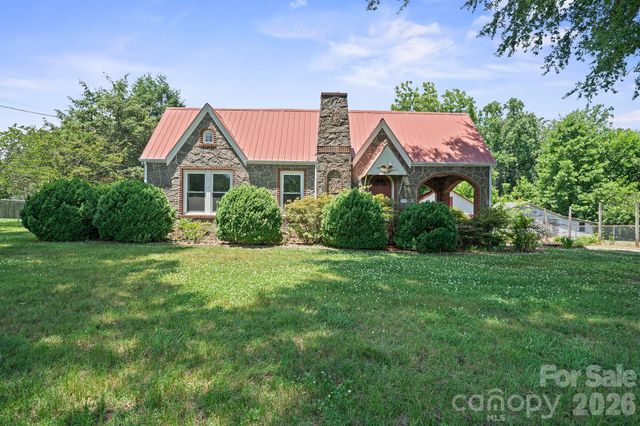 3219 US 70 Highway E, Morganton, NC 28655