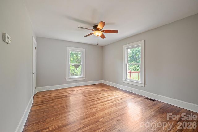 3219 US 70 Highway E, Morganton, NC 28655