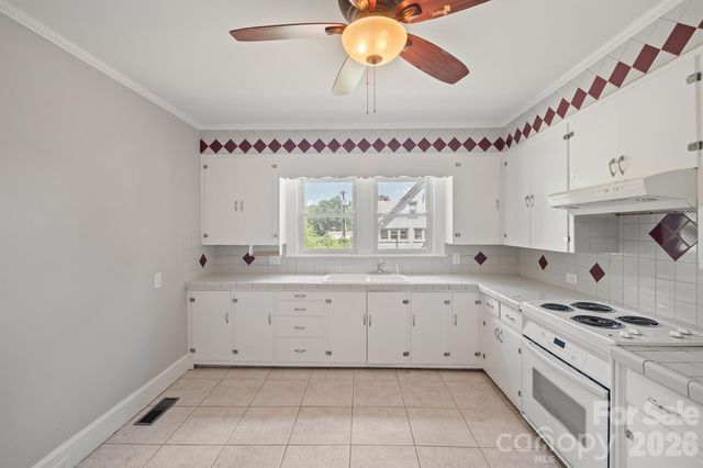 3219 US 70 Highway E, Morganton, NC 28655