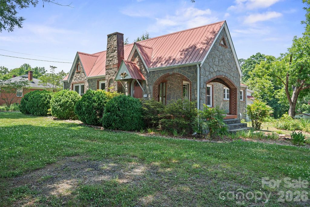 3219 US 70 Highway E, Morganton, NC 28655