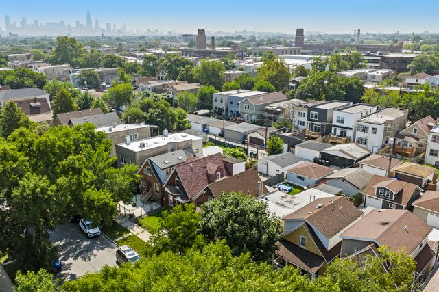 3523 W Hirsch Street, Chicago, IL 60651