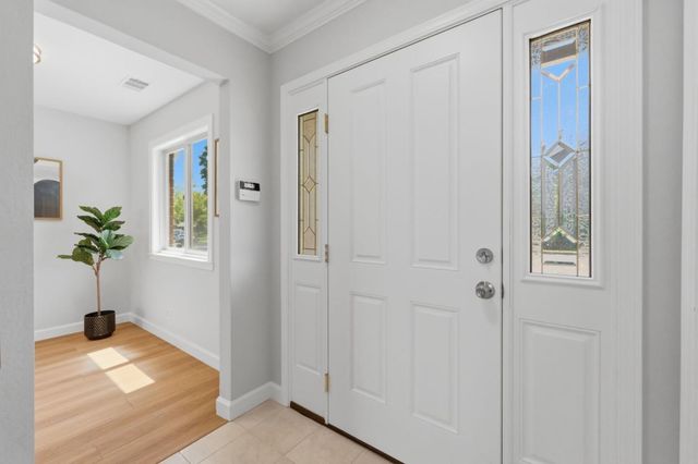 230 Escobar Avenue, Los Gatos, CA 95032
