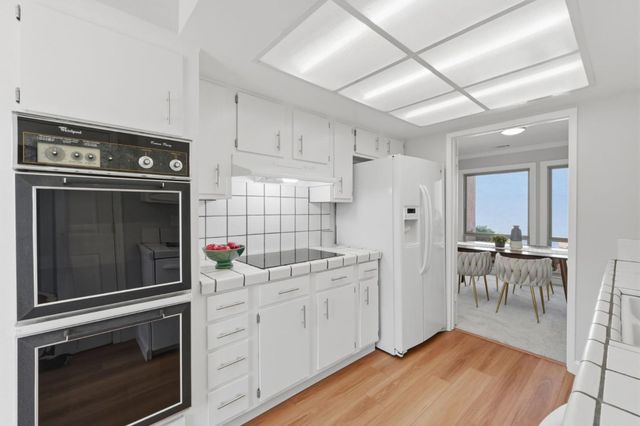 230 Escobar Avenue, Los Gatos, CA 95032