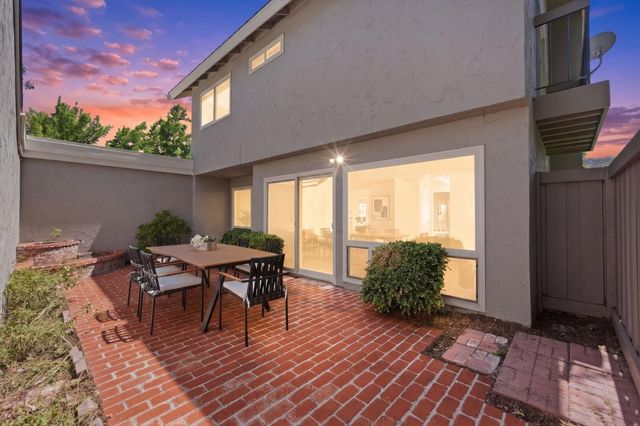230 Escobar Avenue, Los Gatos, CA 95032