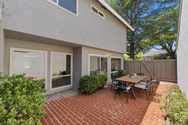 230 Escobar Avenue, Los Gatos, CA 95032