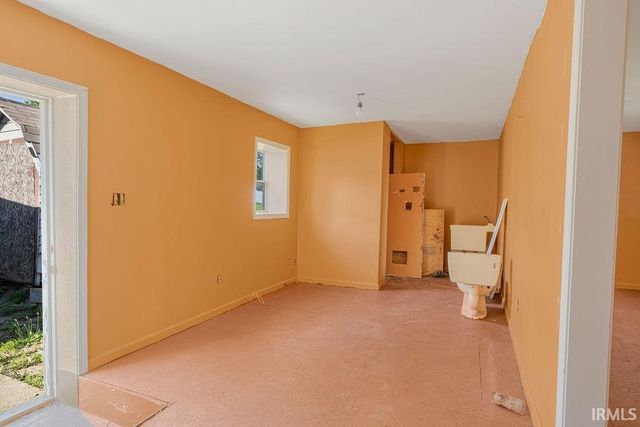 3309 N 700 E Road, Elwood, IN 46036