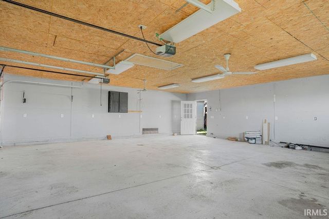 3309 N 700 E Road, Elwood, IN 46036